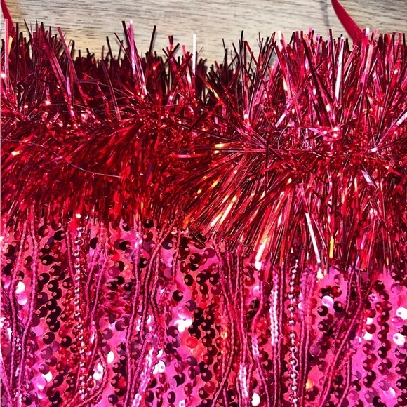 🔥TEMP PRICE DROP🔥Love on a Hanger red sequin garland strapless crop & mini skirt - Picture 3 of 6